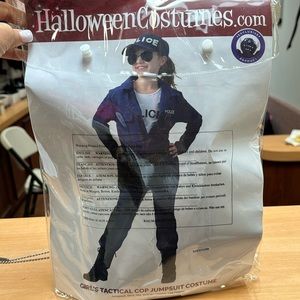 Child medium cop costume